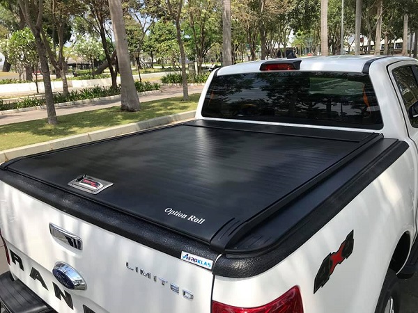 Nắp thùng cuộn cơ Ford Ranger Option Roll